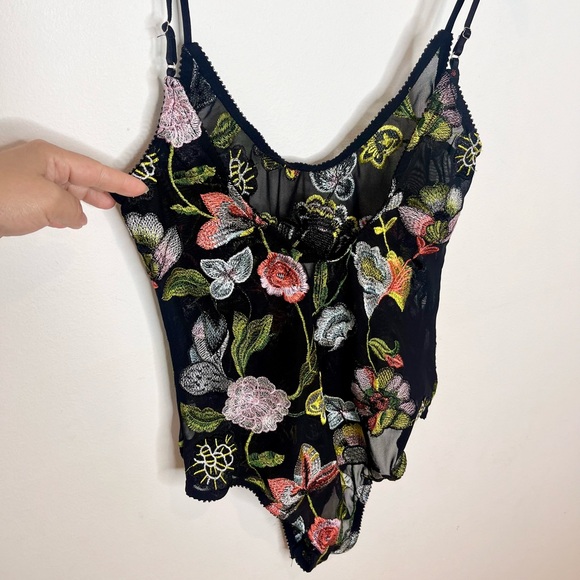 Honey Punch Semi-Sheer Embroidered Floral Bodysuit - Picture 11 of 14